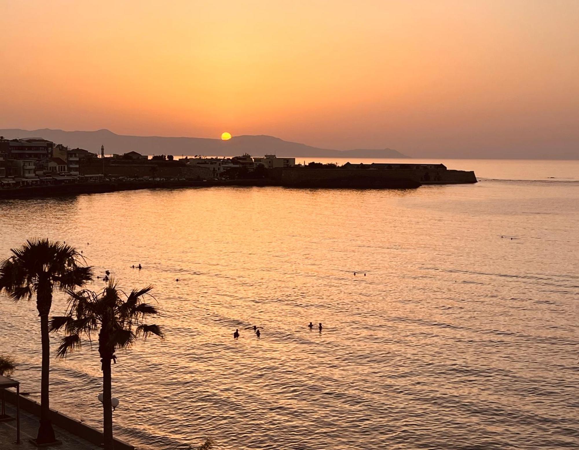 Zonapartments A Sea View-City Center Chania  Exterior photo